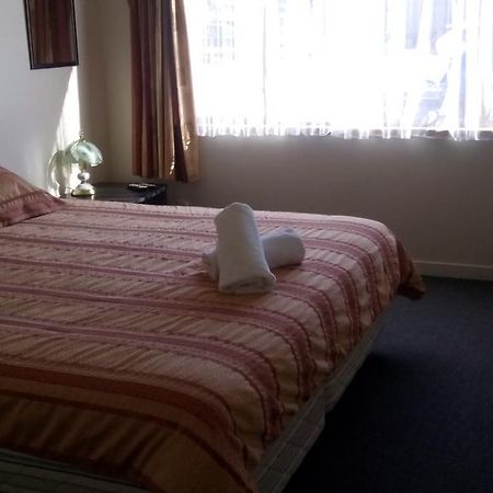 Cromwell Backpackers Hostel Екстериор снимка