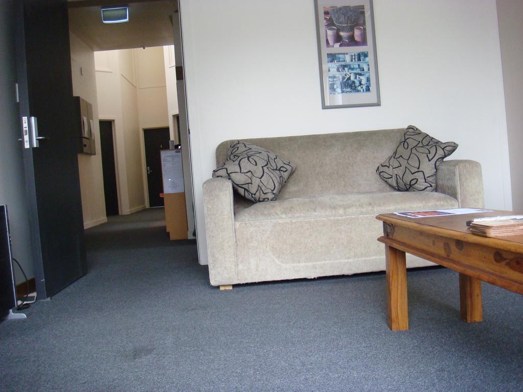 Cromwell Backpackers Hostel Екстериор снимка