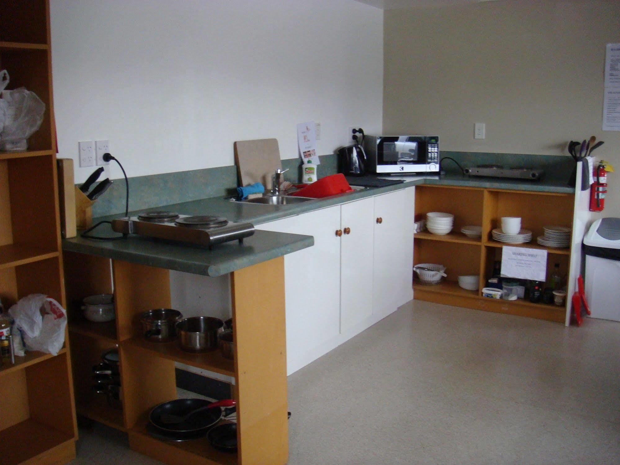 Cromwell Backpackers Hostel Екстериор снимка